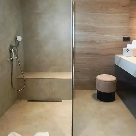 Queen & King Villa Vodice